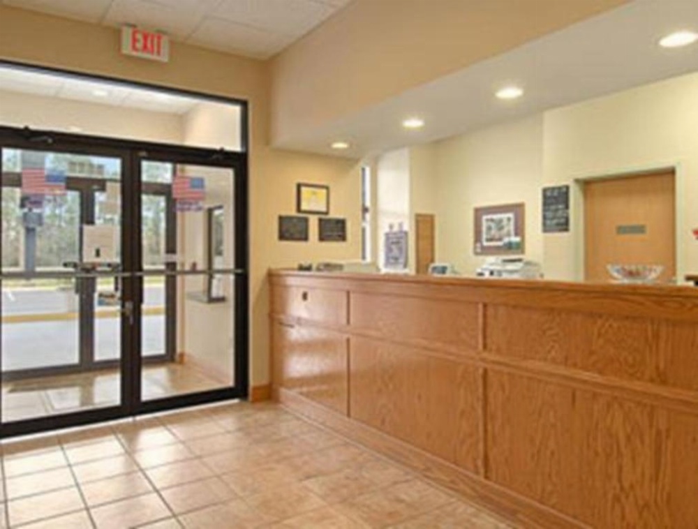 Super 8 Pascagoula Image 27